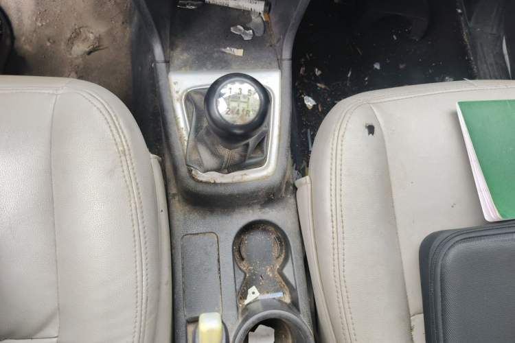Used CHANGAN KAICHENG Ounuo S 2015 1.5L CNG Model Gear Lever