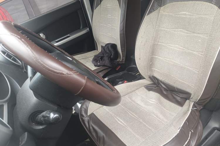 Used CHANGAN KAICHENG Ounuo S 2015 1.5L Jin Ouno Standard Model Left Front Seat