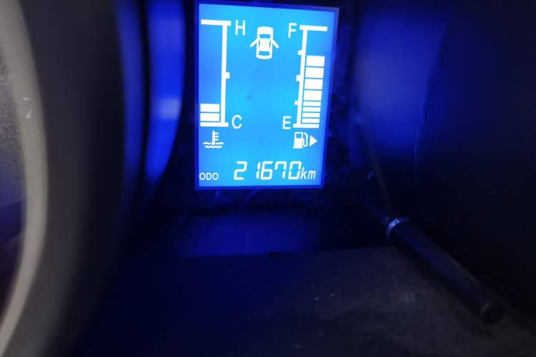 Used CHANGAN KAICHENG Ounuo S 2015 1.5L Jin Ouno Standard Model Odometer Close Up