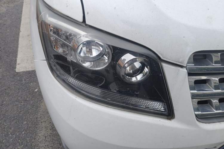 Used CHANGAN KAICHENG Ounuo S 2015 1.5L Jin Ouno Standard Model Right Front Headlight