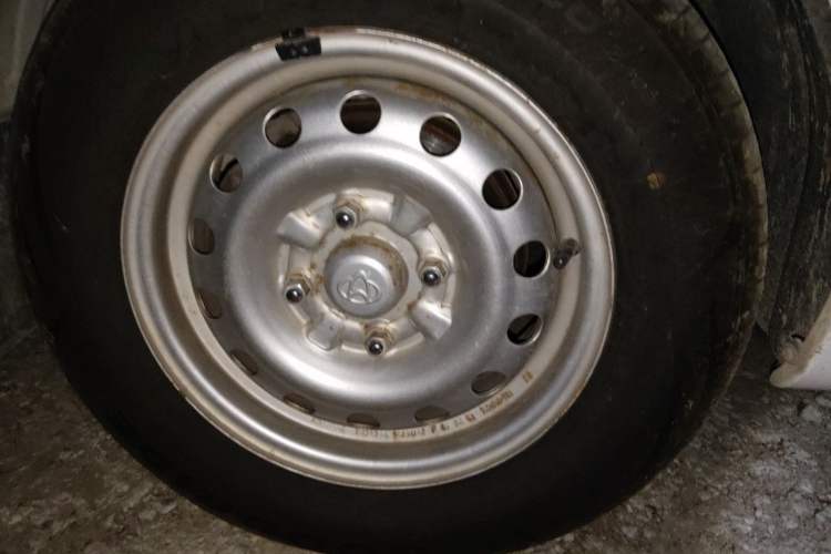 Used CHANGAN KAICHENG Ounuo S  Right Front Wheel Hub