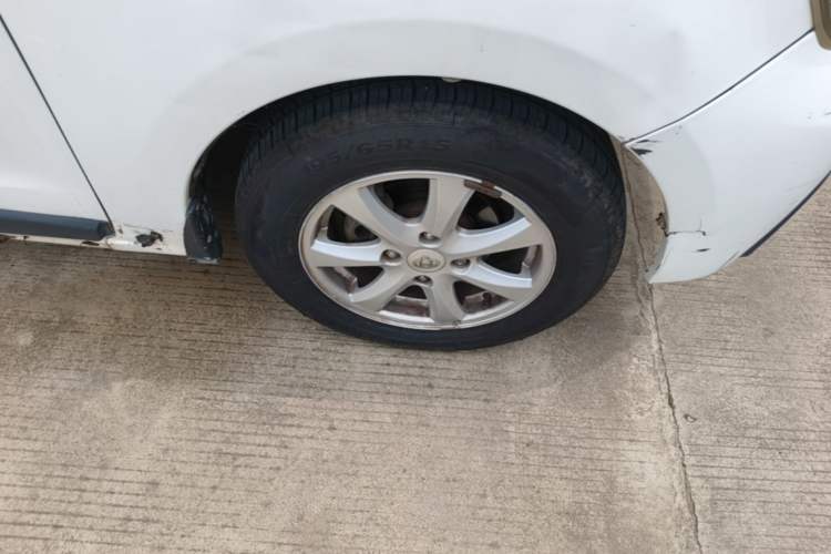 Used CHANGAN KAICHENG Ounuo S 2015 1.5L Jin Ouno Standard Model Right Front Wheel Hub