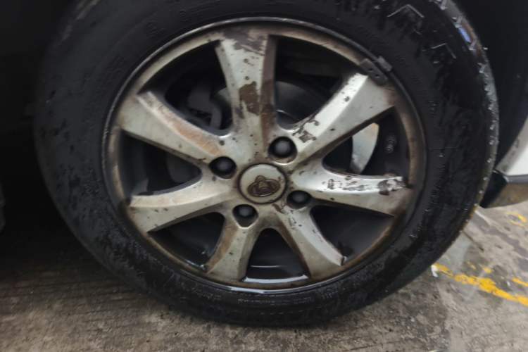 Used CHANGAN KAICHENG Ounuo S 2015 1.5L Jin Ouno Standard Model Right Front Wheel Hub