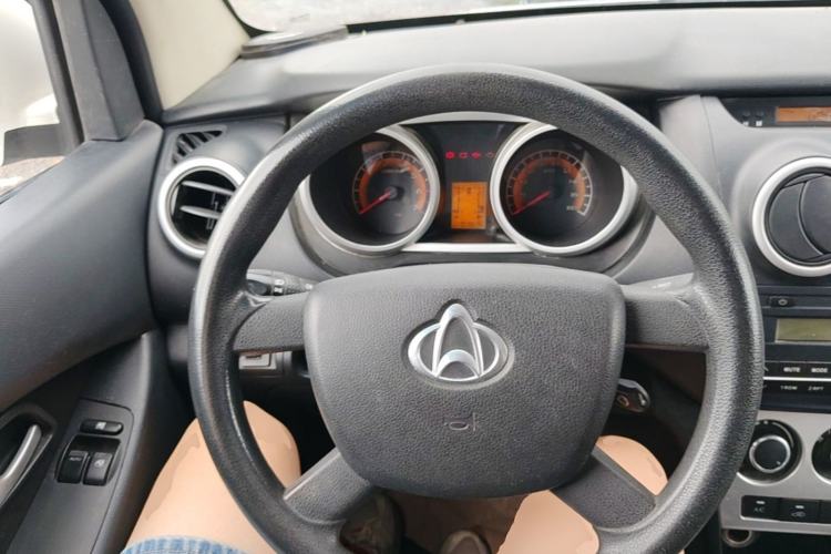 Used CHANGAN KAICHENG Ounuo S 2015 1.5L CNG Model Steering Wheel