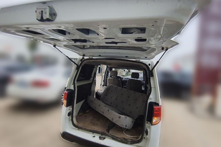 Used CHANGAN KAICHENG Ounuo S 2015 1.5L Jin Ouno Standard Model Trunk