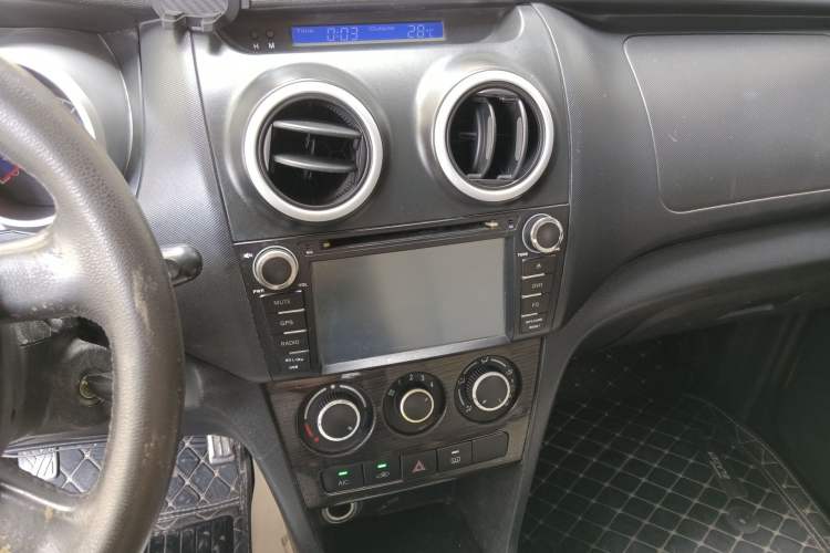 Used CHANGAN KAICHENG Ounuo S 2015 1.5L Jin Ouno Elite Model Audio And AC Panel