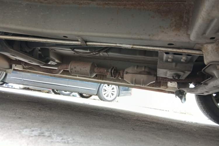 Used CHANGAN KAICHENG Ounuo S 2015 1.5L Jin Ouno Elite Model Chassis Front Right