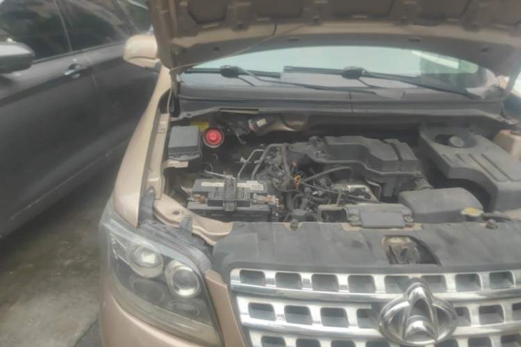 Used CHANGAN KAICHENG Ounuo S 2015 1.5L CNG Model Engine Bay Right