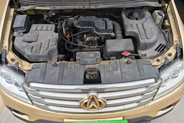 Used CHANGAN KAICHENG Ounuo S 2015 1.5L Jin Ouno Elite Model Engine Bay