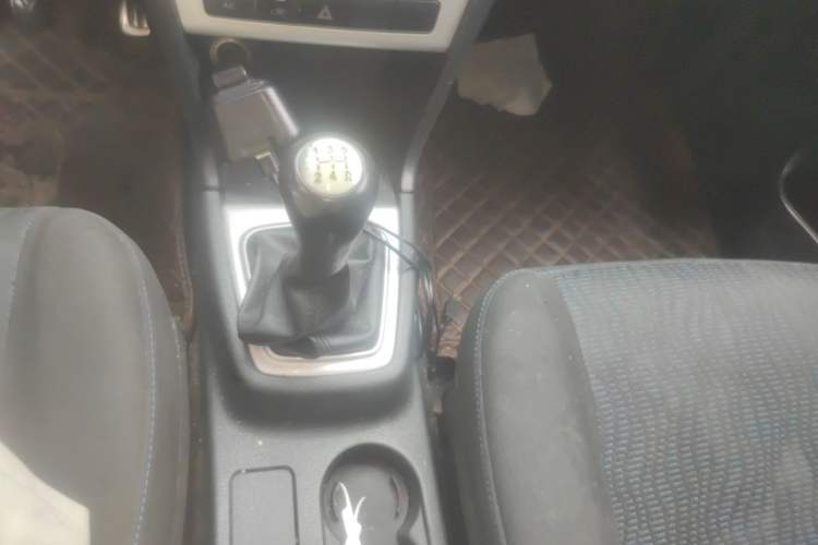 Used CHANGAN KAICHENG Ounuo S 2015 1.5L CNG Model Gear Lever
