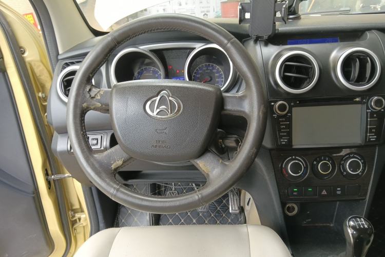 Used CHANGAN KAICHENG Ounuo S 2015 1.5L Jin Ouno Elite Model Steering Wheel