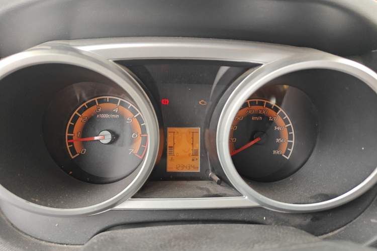 Used CHANGAN KAICHENG Ounuo S  Instrument Cluster