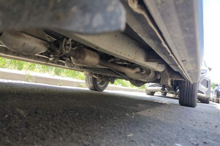 Used CHANGAN KAICHENG Ounuo S  Chassis Front Left
