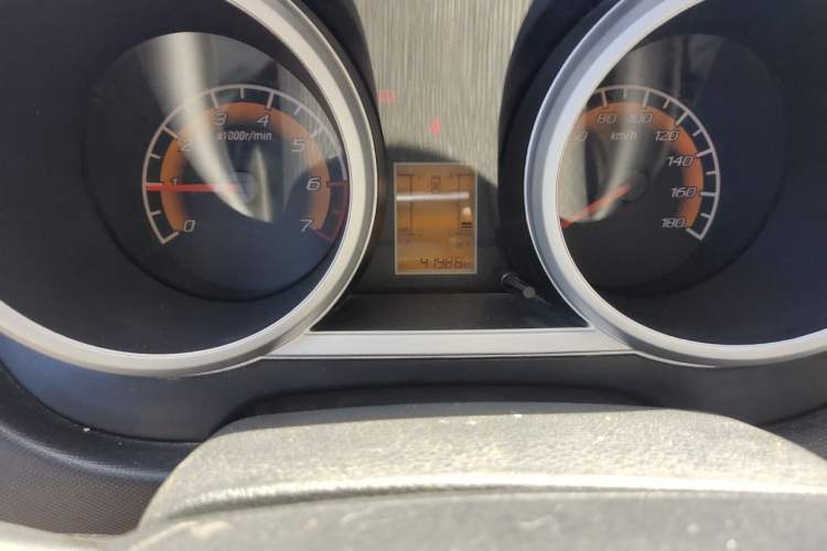 Used CHANGAN KAICHENG Ounuo S  Odometer Close Up