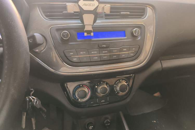Used CHANGAN KAICHENG Ounuo S 2017 1.5L Ouno S Base Model EA15-AB Audio And AC Panel
