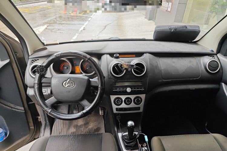 Used CHANGAN KAICHENG Ounuo S 2017 1.5L Jinouno Base Model Center Console
