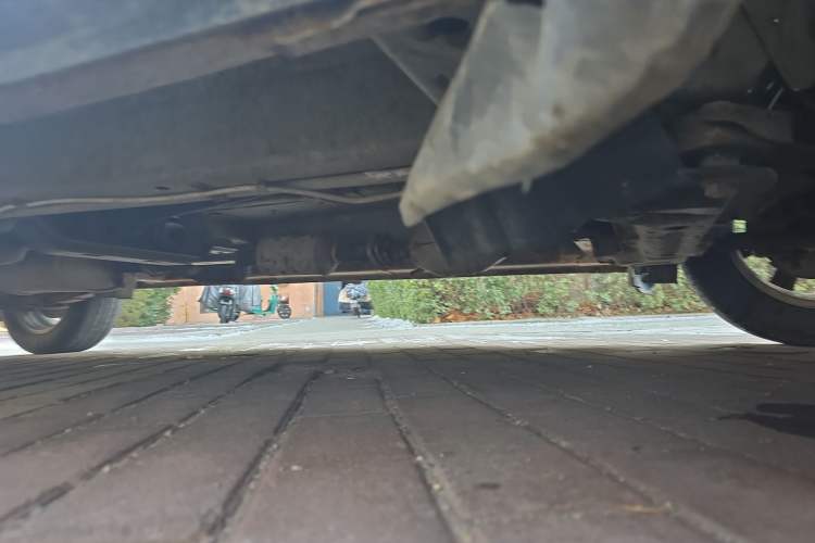 Used CHANGAN KAICHENG Ounuo S 2017 1.5L Base Version Chassis Front Right