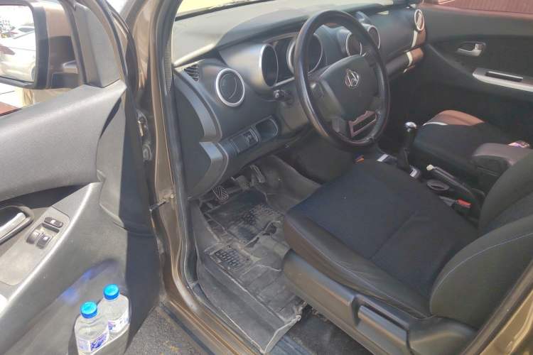 Used CHANGAN KAICHENG Ounuo S 2017 1.5L Jinouno Base Model Driver Seat