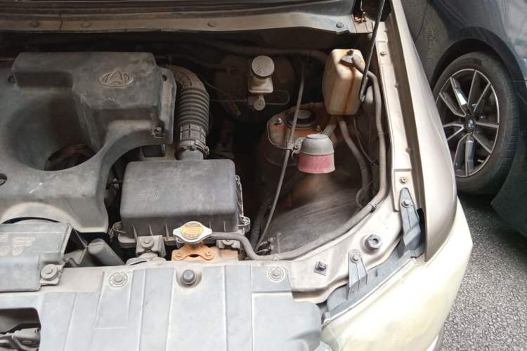 Used CHANGAN KAICHENG Ounuo S 2017 1.5L Base Version Engine Bay Left