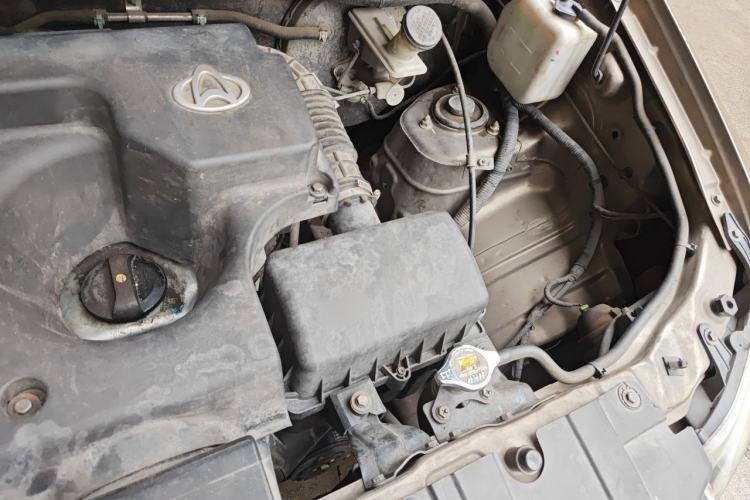 Used CHANGAN KAICHENG Ounuo S 2017 1.5L Jinouno Base Model Engine Bay Left