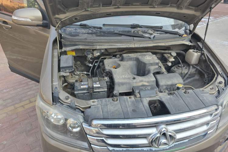 Used CHANGAN KAICHENG Ounuo S 2017 1.5L Base Version Engine Bay Right