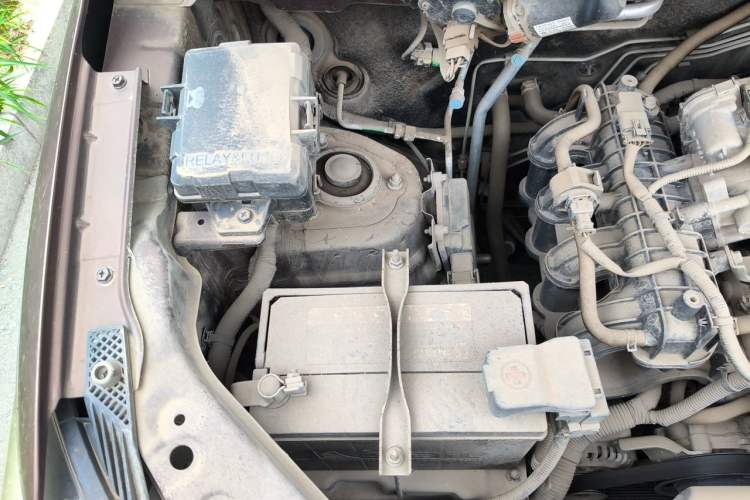 Used CHANGAN KAICHENG Ounuo S 2017 1.5L Ouno S Value Edition EA15-AB Engine Bay Right
