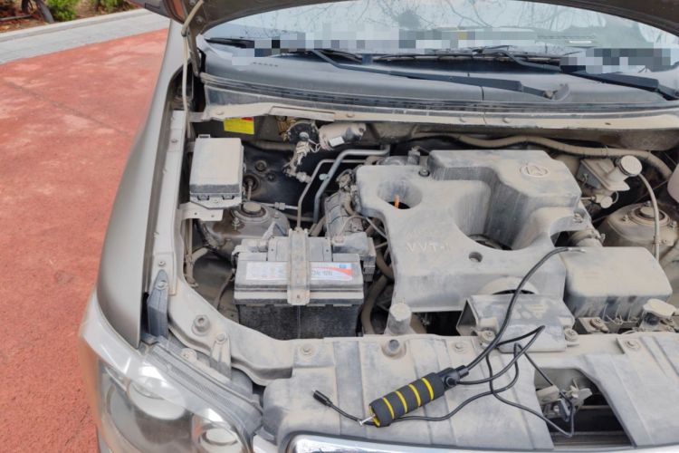 Used CHANGAN KAICHENG Ounuo S 2017 1.5L Base Version Engine Bay Right