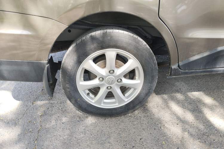 Used CHANGAN KAICHENG Ounuo S 2017 1.5L Base Version Exterior 5