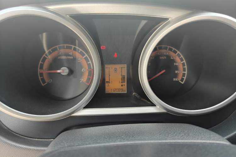 Used CHANGAN KAICHENG Ounuo S 2017 1.5L Base Version Instrument Cluster