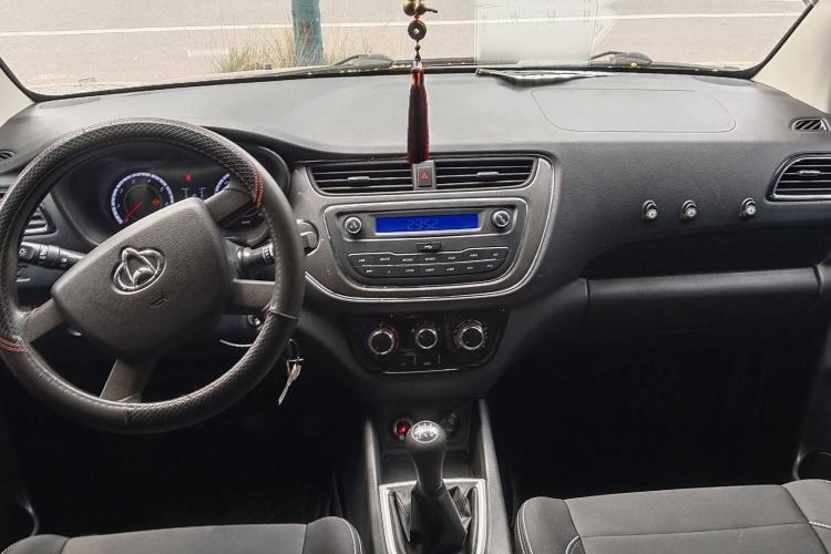 Used CHANGAN KAICHENG Ounuo S 2017 1.5L Ouno S Value Edition EA15-AB Interior 1
