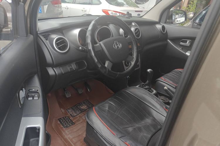 Used CHANGAN KAICHENG Ounuo S 2017 1.5L Base Version Interior 2