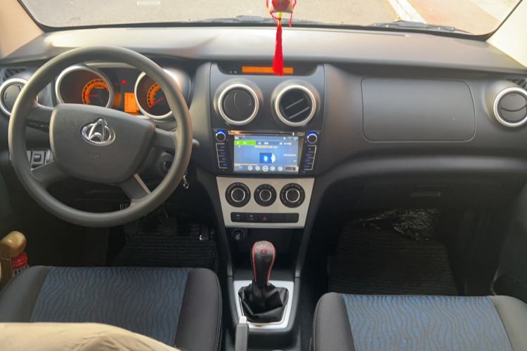 Used CHANGAN KAICHENG Ounuo S 2017 1.5L Jinouno Base Model Interior 3