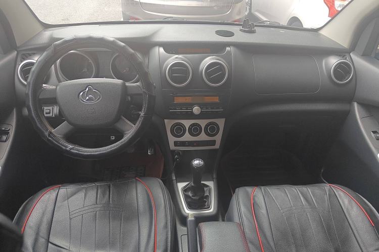 Used CHANGAN KAICHENG Ounuo S 2017 1.5L Base Version Interior 3