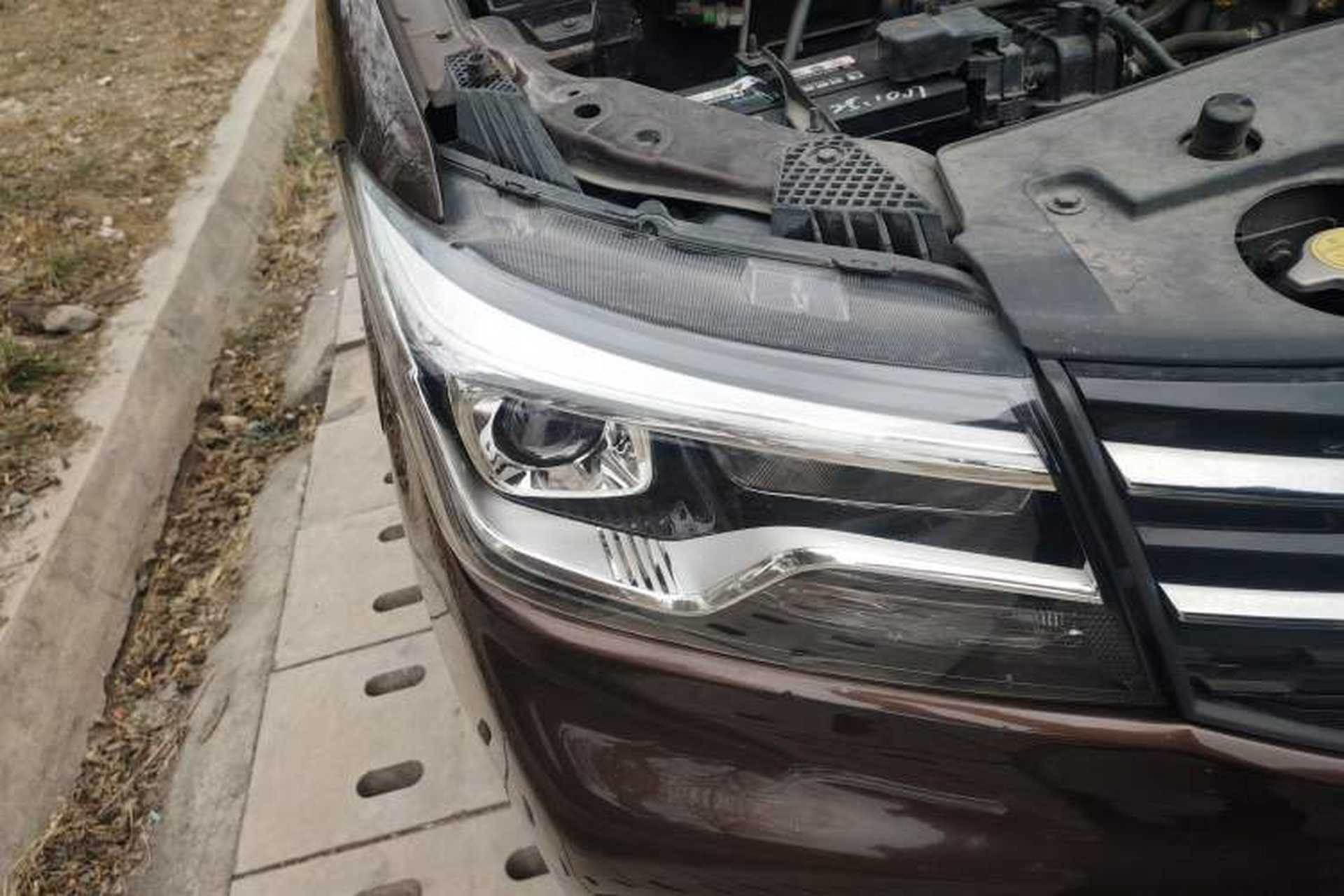 Used CHANGAN KAICHENG Ounuo S 2017 1.5L Ouno S Standard Edition EA15-AB Right Front Headlight