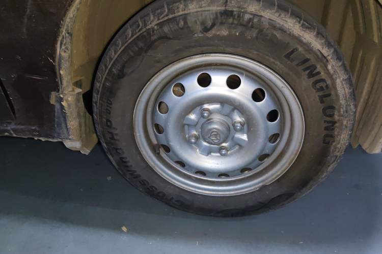 Used CHANGAN KAICHENG Ounuo S 2017 1.5L Ouno S Base Model EA15-AB Right Front Wheel Hub