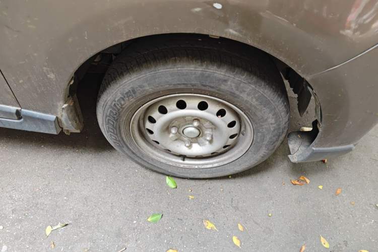 Used CHANGAN KAICHENG Ounuo S 2017 1.5L Base Version Right Front Wheel Hub