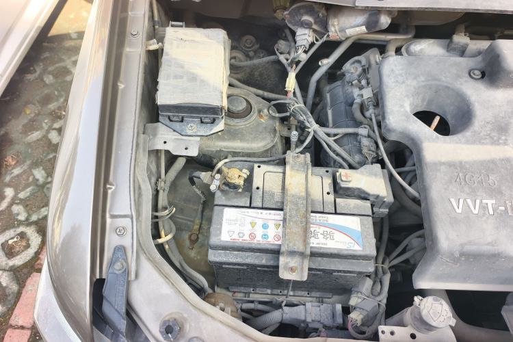 Used CHANGAN KAICHENG Ounuo S 2017 1.5L Base Version Engine Bay Right
