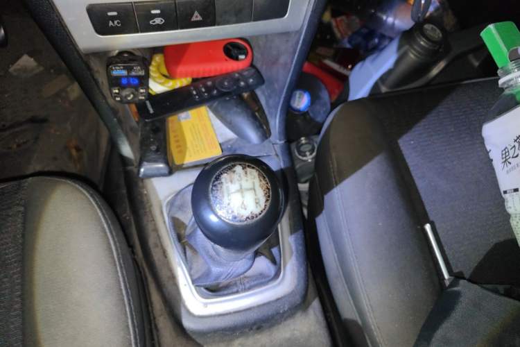 Used CHANGAN KAICHENG Ounuo S 2017 1.5L Jinouno Base Model Gear Lever