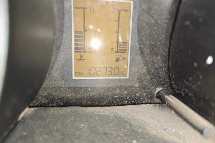 Used CHANGAN KAICHENG Ounuo S 2017 1.5L Jinouno Base Model Odometer Close Up