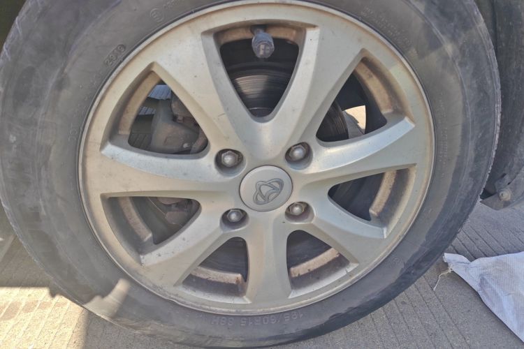 Used CHANGAN KAICHENG Ounuo S 2017 1.5L Base Version Right Front Wheel Hub
