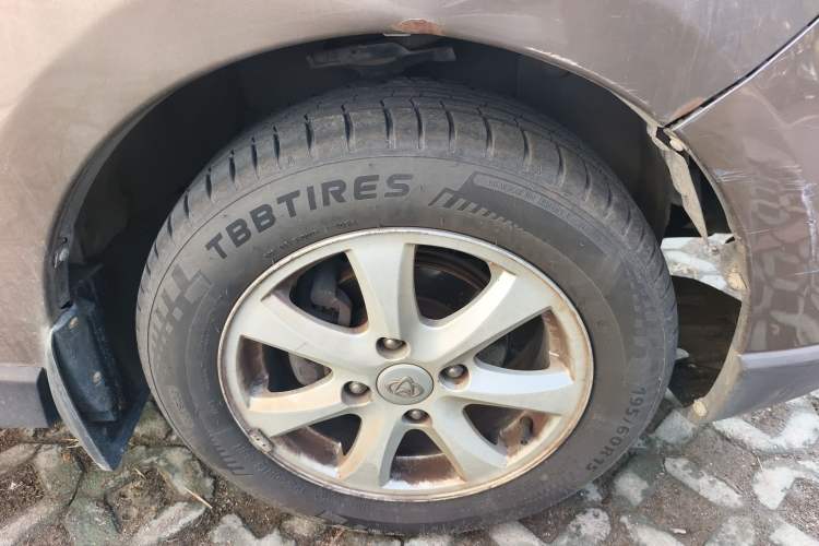 Used CHANGAN KAICHENG Ounuo S 2017 1.5L Base Version Right Front Wheel Hub