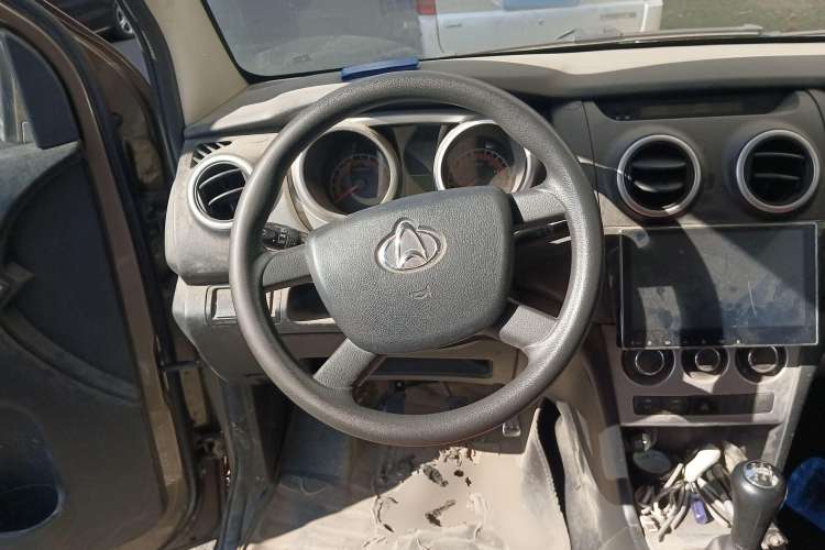 Used CHANGAN KAICHENG Ounuo S 2017 1.5L Base Version Steering Wheel