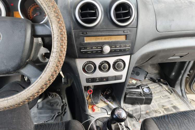 Used CHANGAN KAICHENG Ounuo S  Audio And AC Panel