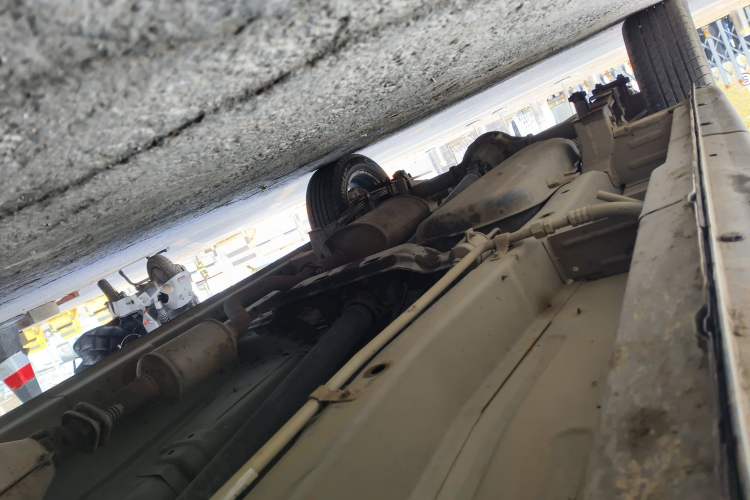 Used CHANGAN KAICHENG Ounuo S  Chassis Front Right