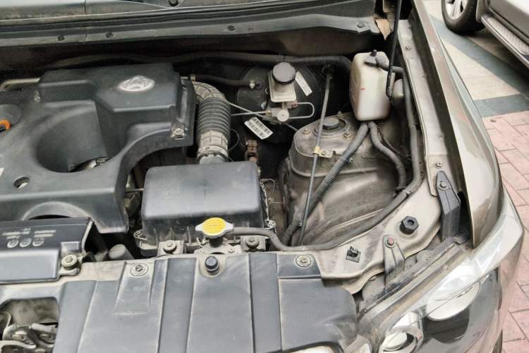 Used CHANGAN KAICHENG Ounuo S 2017 1.5L Jinouno Base Model Engine Bay Left