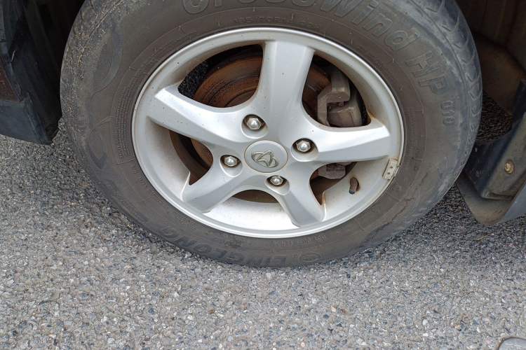 Used CHANGAN KAICHENG Ounuo S 2017 1.5L Ono S Luxury Version EA15-AB Right Front Wheel Hub