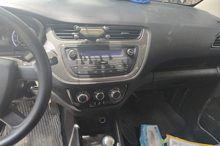 Used CHANGAN KAICHENG Ounuo S 2017 1.5L Ouno S Comfort Model EA15-AB Audio And AC Panel