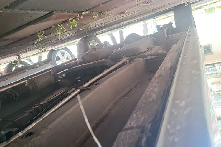 Used CHANGAN KAICHENG Ounuo S 2017 1.5L Base Version Chassis Front Right