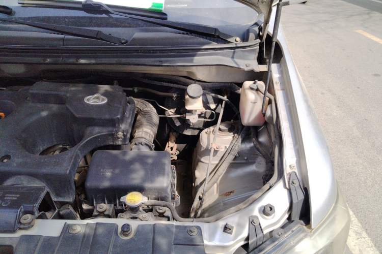Used CHANGAN KAICHENG Ounuo S 2017 1.5L Jinouno Base Model Engine Bay Left