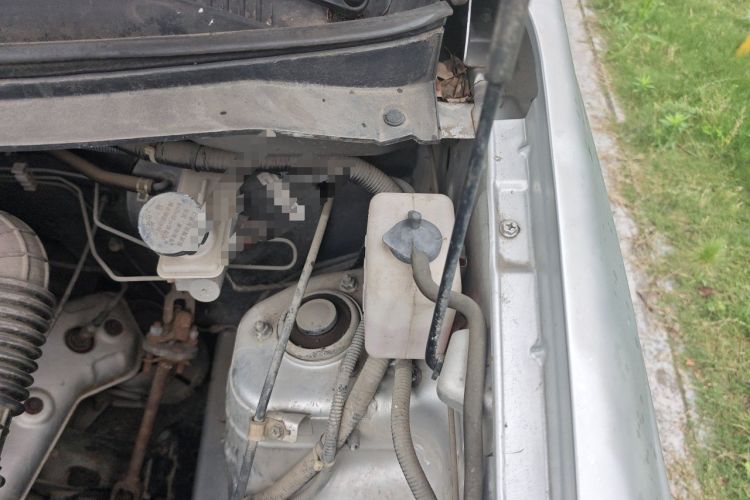 Used CHANGAN KAICHENG Ounuo S 2017 1.5L Base Version Engine Bay Left